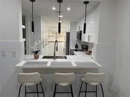 Picture of 9950 NW 13Th Ct # 49, Pembroke Pines, FL 33024