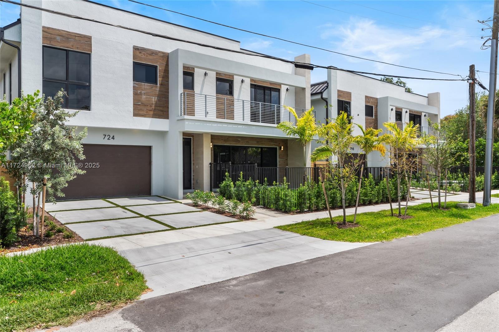 Picture of 724 SW 8Th Way # 724, Fort Lauderdale, FL 33315