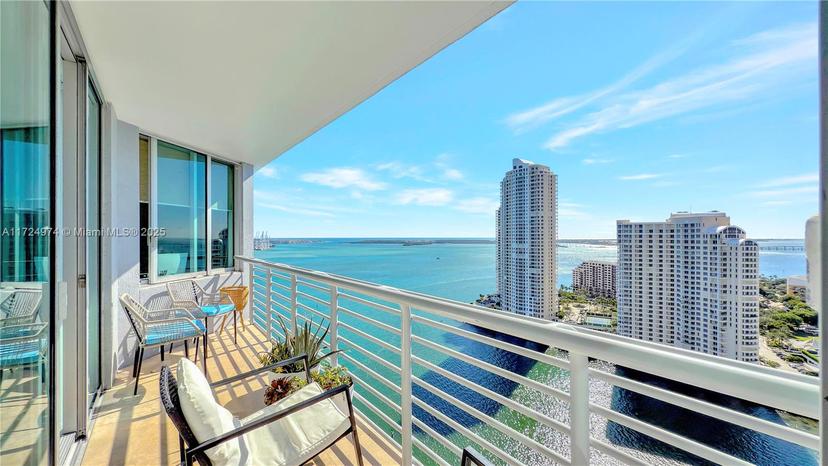 Picture of 335 S Biscayne Blvd # 2905, Miami FL 33131