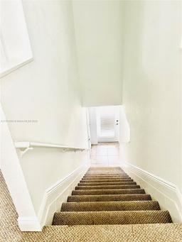 Picture of 977 NE Trailside Run, Port St. Lucie, FL 34983