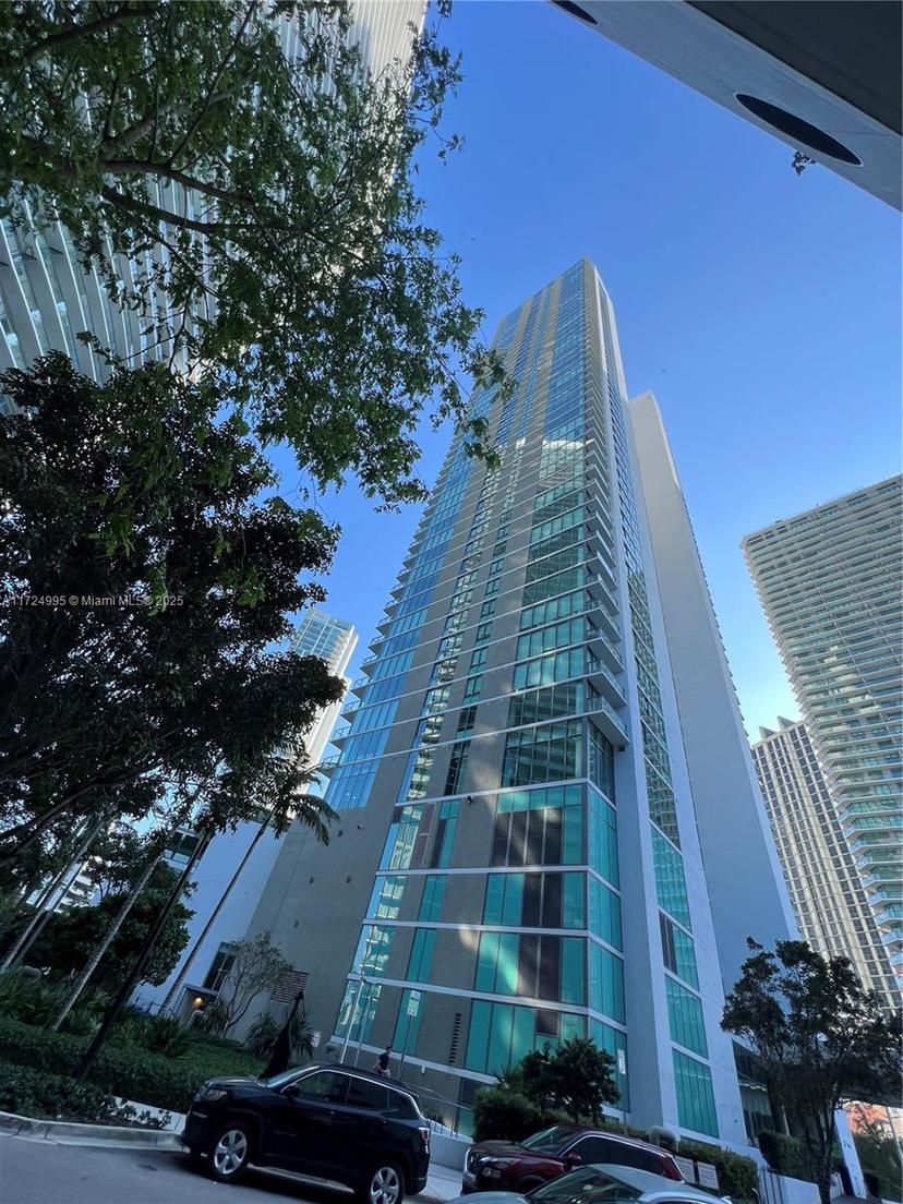 Picture of 650 NE 32Nd St # 1008, Miami FL 33137