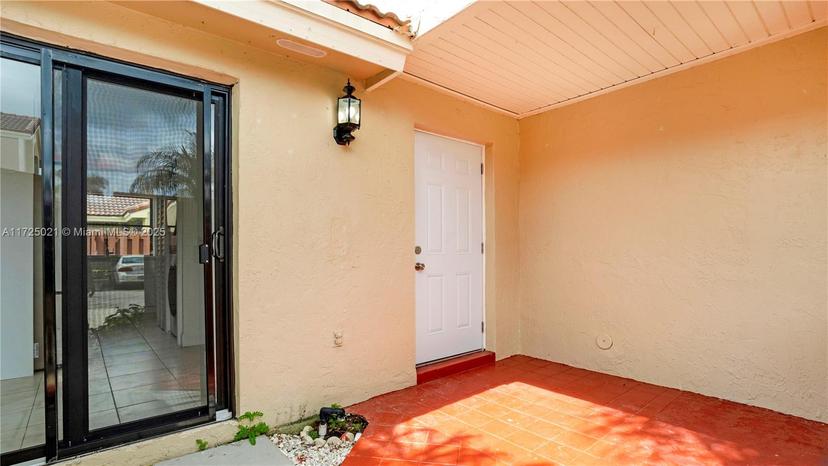 Picture of 6460 NW 170Th Ter # 0, Hialeah FL 33015