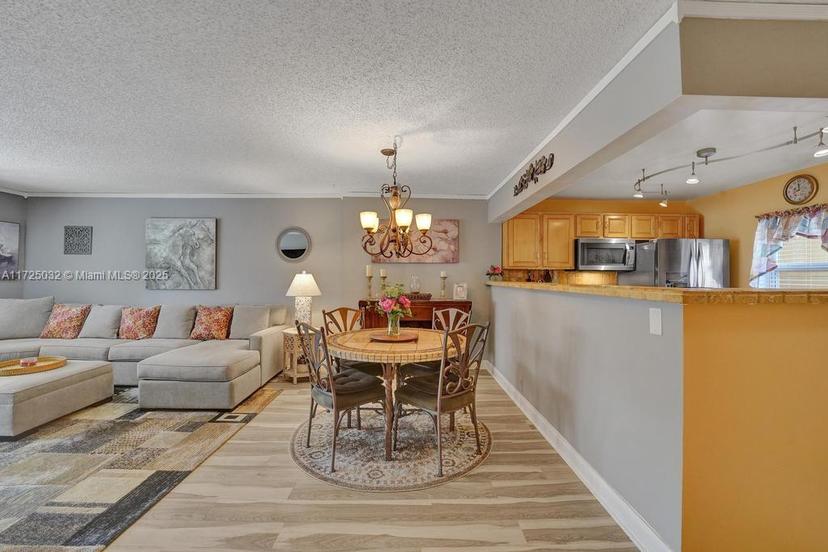 Picture of 424 SE 10Th St # 103, Dania Beach FL 33004