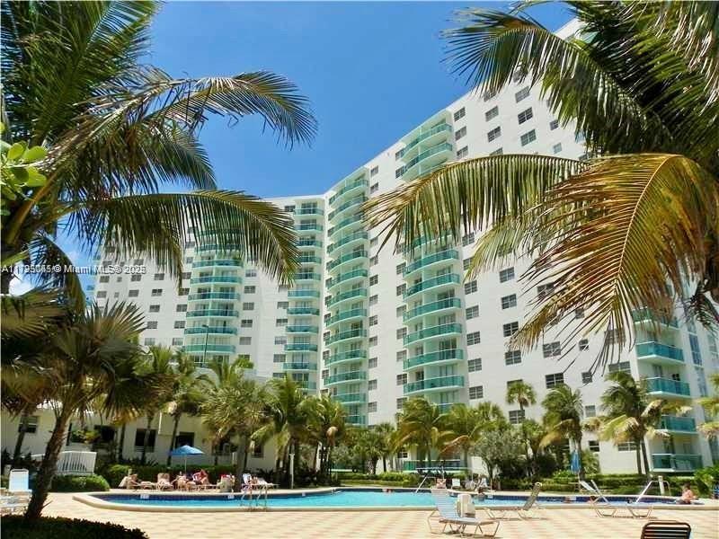 Picture of 3001 S Ocean Dr # 1039, Hollywood FL 33019