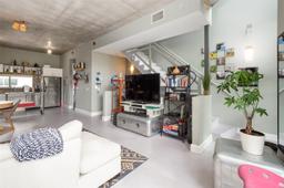 Picture of 721 SE 12Th Ct # 4, Fort Lauderdale, FL 33316