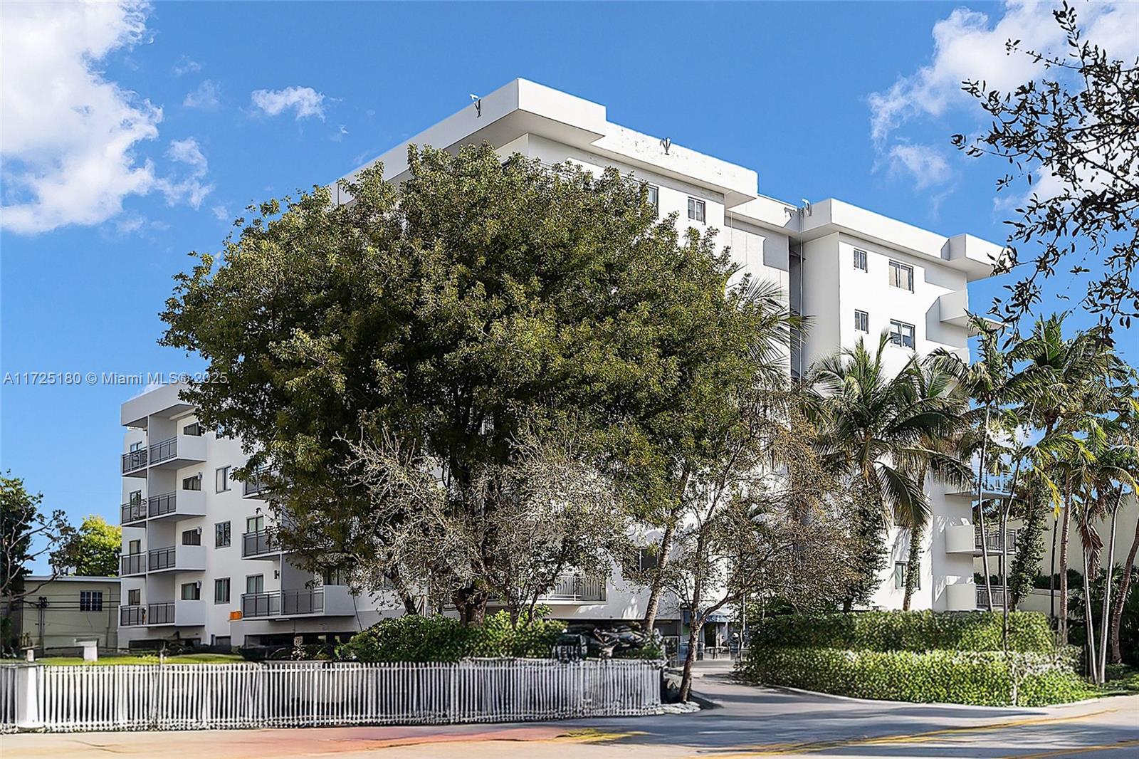 Picture of 1025 Alton Rd # 602, Miami Beach, FL 33139