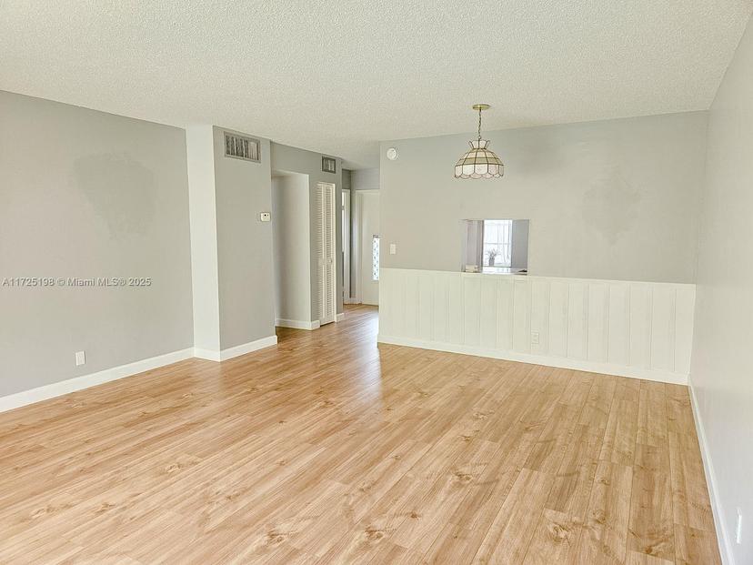 Picture of 1000 NE 14Th Ave # 404, Hallandale Beach FL 33009