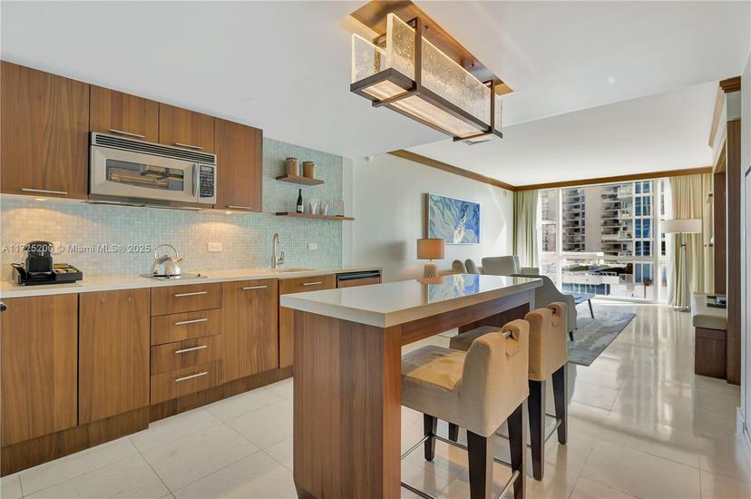 Picture of 6801 Collins Ave # 813, Miami Beach FL 33141