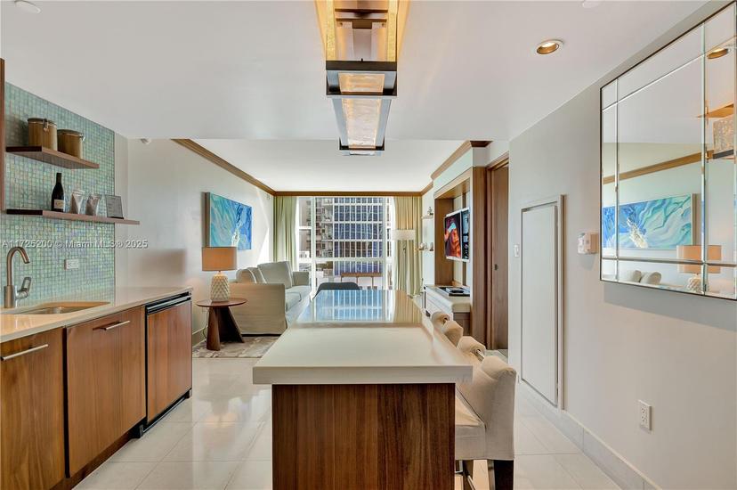 Picture of 6801 Collins Ave # 813, Miami Beach FL 33141