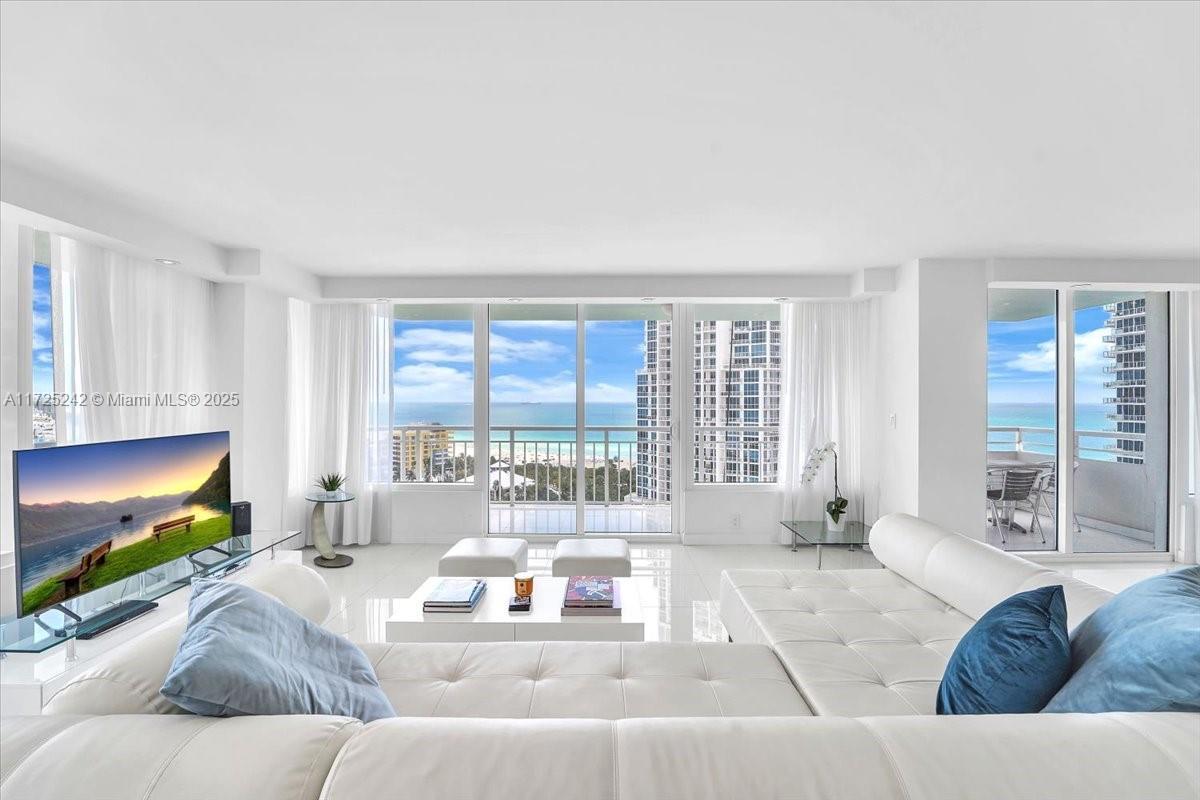Picture of 400 S Pointe Dr # 1910, Miami Beach, FL 33139