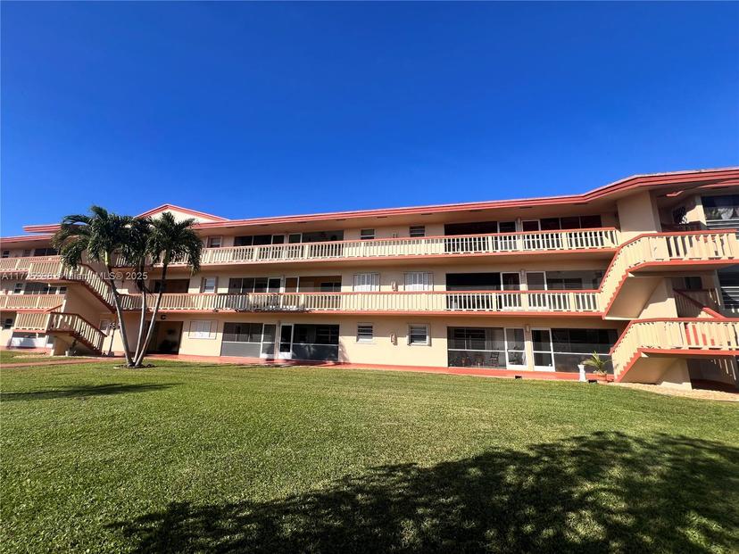Picture of 5300 Washington St # C118, Hollywood FL 33021