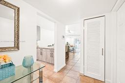 Picture of 7610 Stirling Rd # 204F, Davie, FL 33024