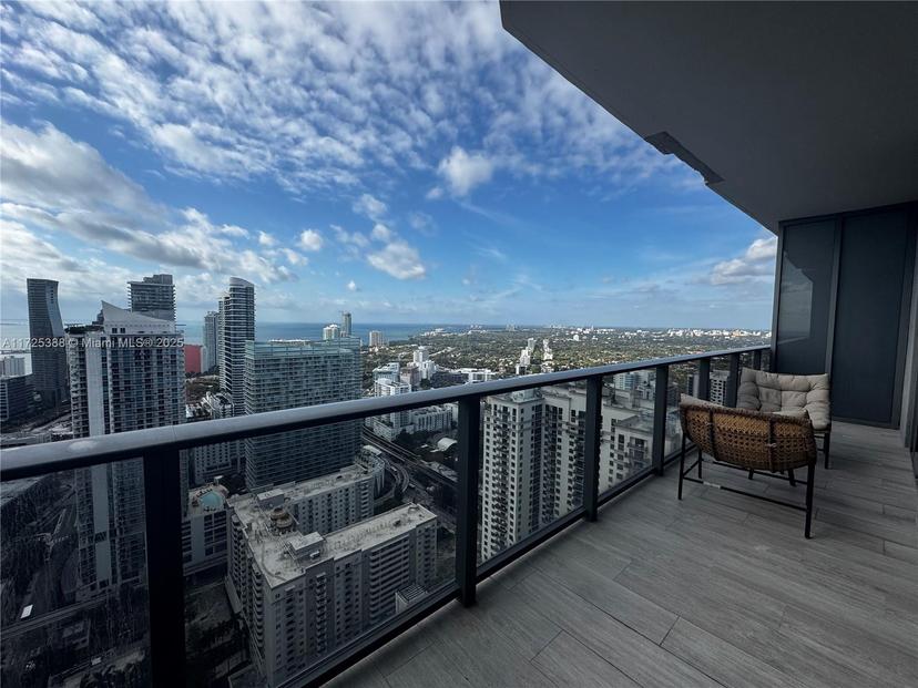 Picture of 45 SW 9Th St # 4405, Miami FL 33130