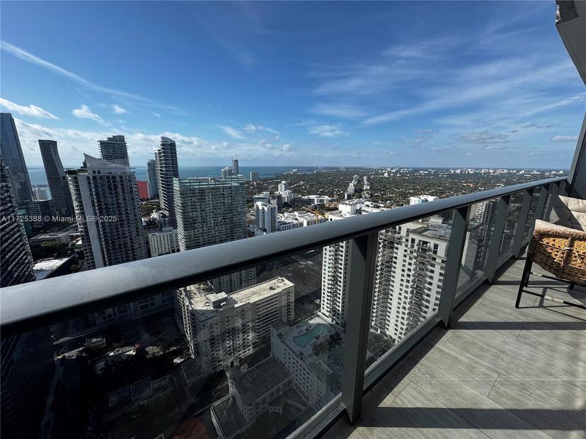 Picture of 45 SW 9Th St # 4405, Miami FL 33130