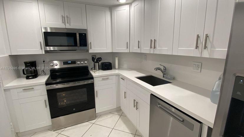 Picture of 300 Bayview Dr # 1901, Sunny Isles Beach FL 33160