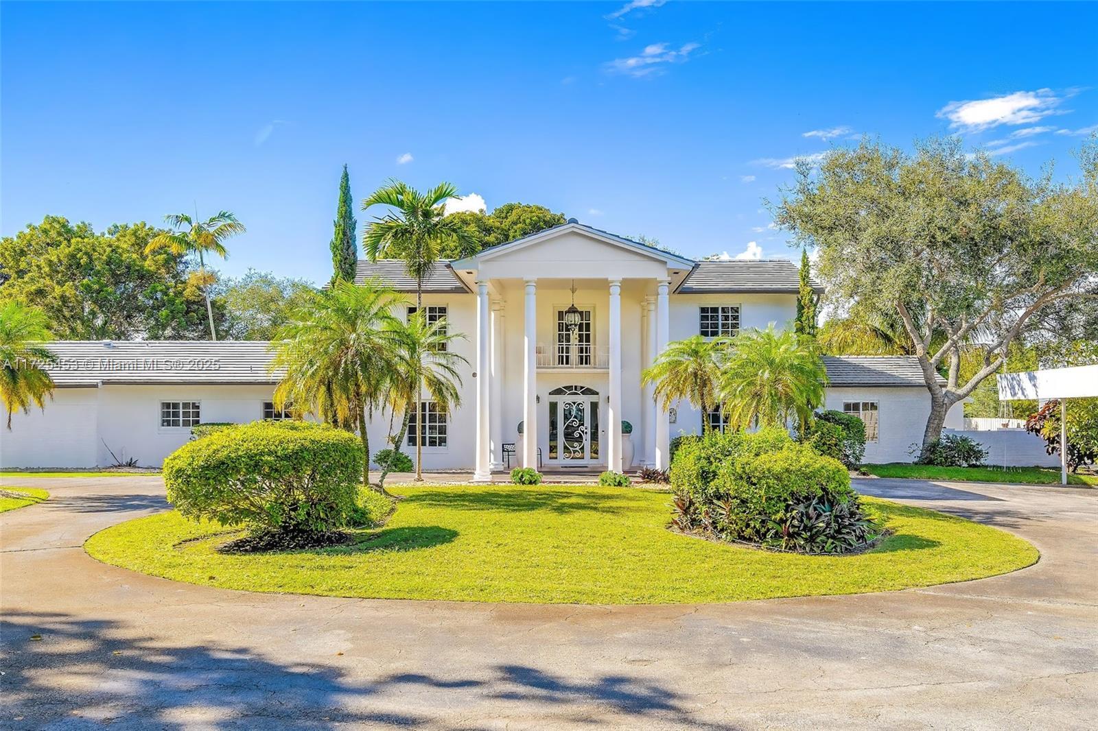 Picture of 13000 Old Cutler Rd, Pinecrest, FL 33156