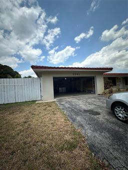 Picture of 5561 SW 2Nd Ct, Plantation, FL 33317