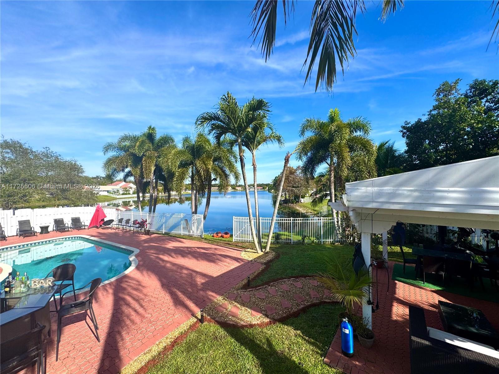 Picture of 1921 SW 129Th Ter, Miramar, FL 33027