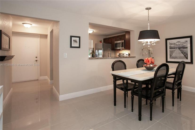 Picture of 141 SE 3Rd Ave # 306, Dania Beach FL 33004