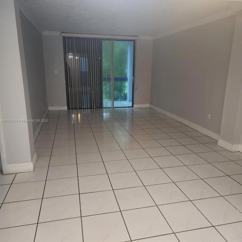 Picture of 9440 Fontainebleau Blvd # 301, Miami FL 33172