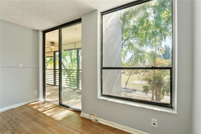 Picture of 8150 W Mcnab Rd # 312, Tamarac FL 33321