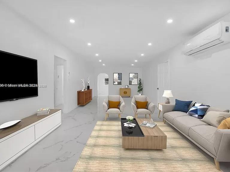 Picture of 332 NW 97Th St, Miami FL 33150