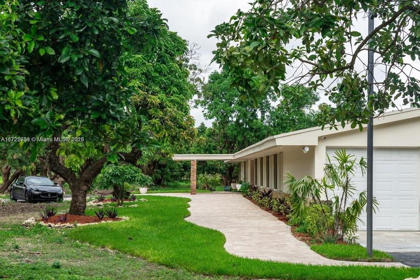 Picture of 21601 SW 154Th Ave, Miami FL 33170
