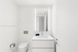 Picture of 300 Biscayne Blvd Way # 2505, Miami, FL 33131