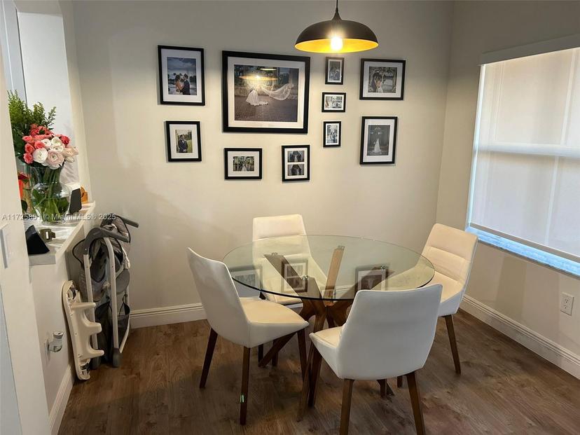Picture of 6015 NW 116Th Pl # 471, Doral FL 33178