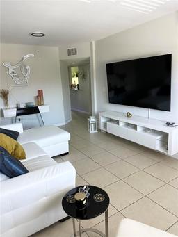 Picture of 22311 SW 88Th Pl # 4, Cutler Bay, FL 33190