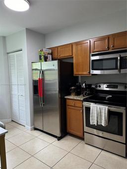 Picture of 22311 SW 88Th Pl # 4, Cutler Bay, FL 33190