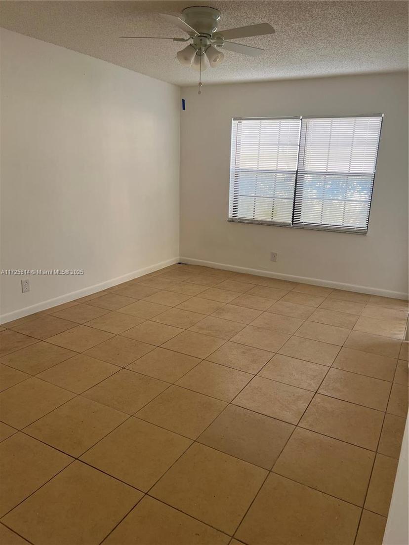 Picture of 2339 Linton Ridge Cir # E9, Delray Beach FL 33444