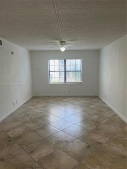 Picture of 2339 Linton Ridge Cir # E9, Delray Beach, FL 33444