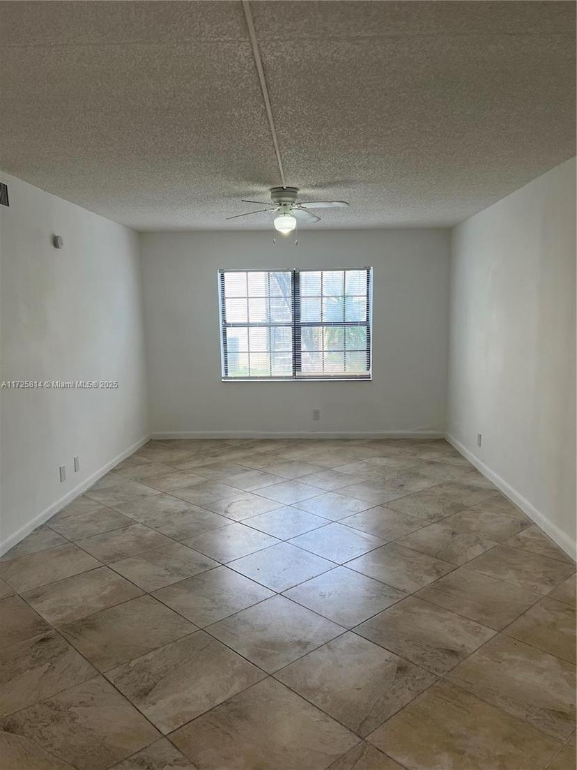 Picture of 2339 Linton Ridge Cir # E9, Delray Beach FL 33444