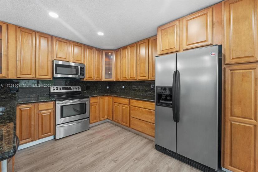 Picture of 154 Seville G # 154, Delray Beach FL 33446