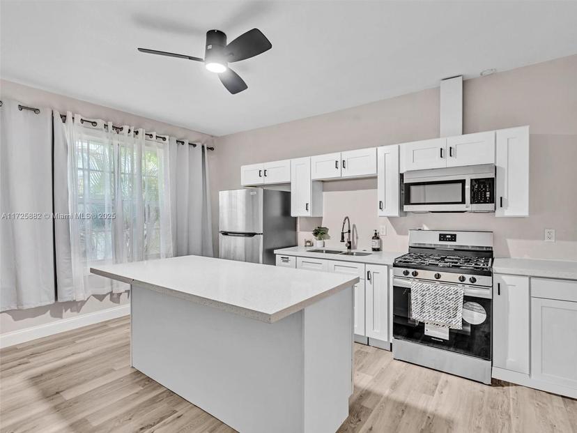 Picture of 1018 Euclid Ave # 2, Miami Beach FL 33139