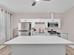 Picture of 1018 Euclid Ave # 2, Miami Beach, FL 33139