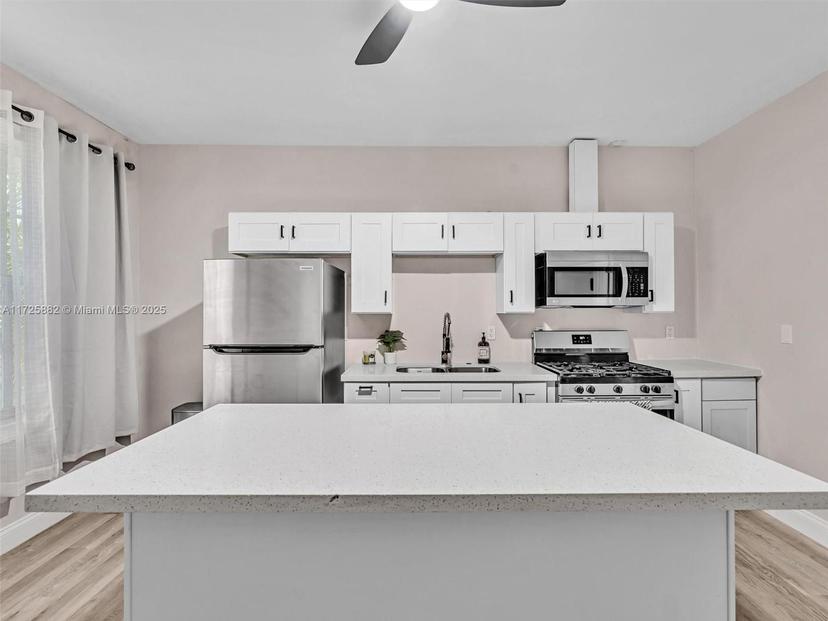 Picture of 1018 Euclid Ave # 2, Miami Beach FL 33139
