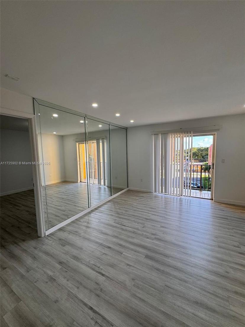 Picture of 4803 NW 7Th St # 14, Miami FL 33126