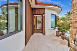 Picture of 9448 Abbott Ave, Surfside, FL 33154