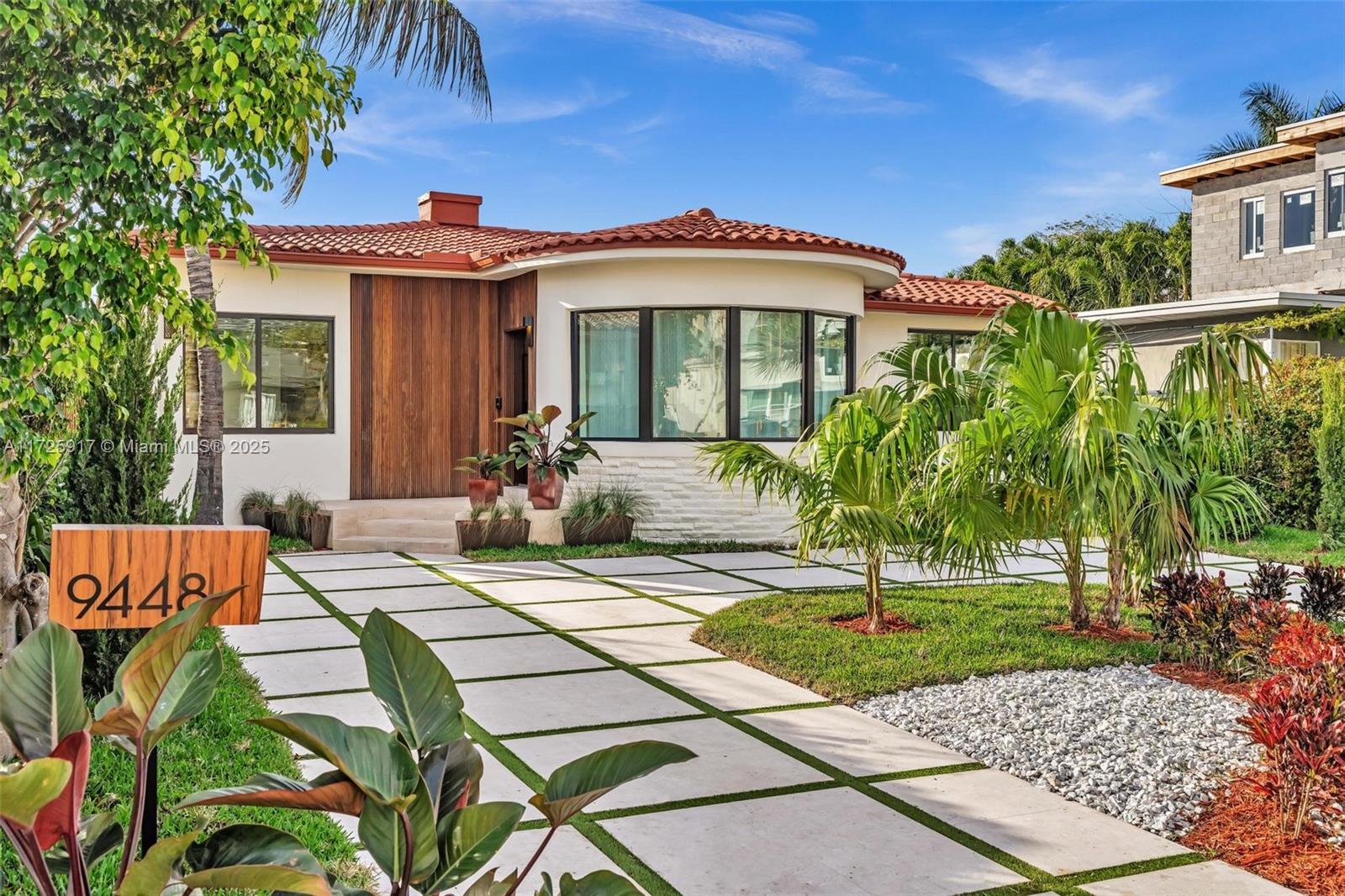 Picture of 9448 Abbott Ave, Surfside, FL 33154
