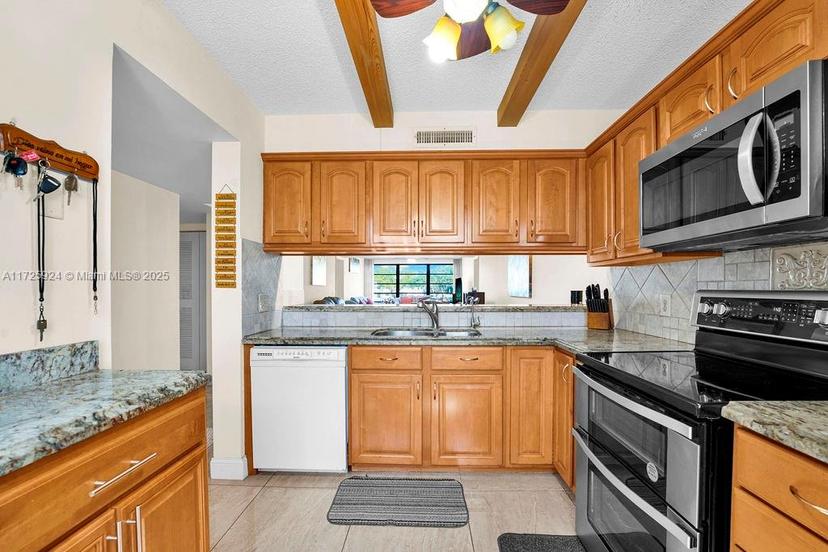 Picture of 6049 Balboa Cir # 203, Boca Raton FL 33433