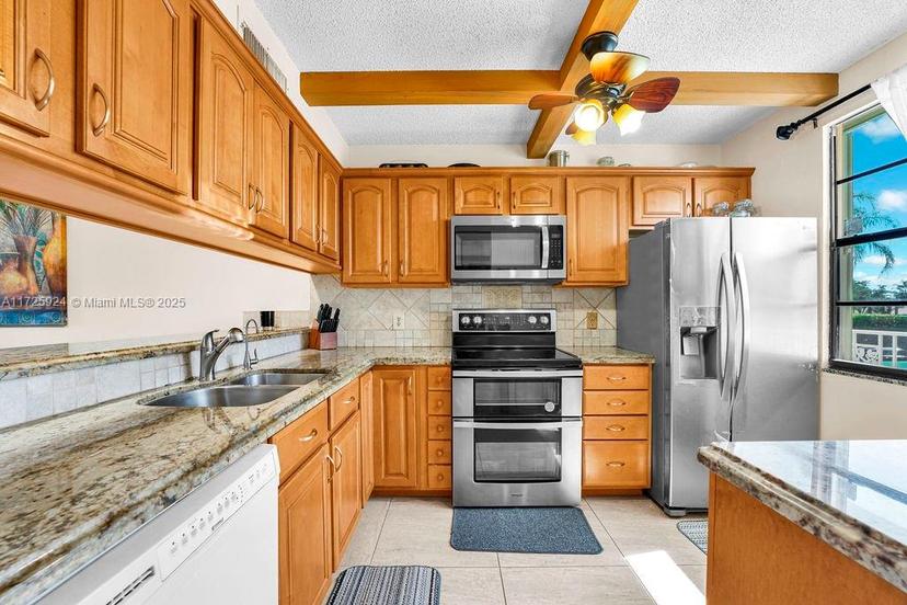 Picture of 6049 Balboa Cir # 203, Boca Raton FL 33433