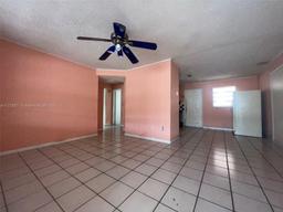 Picture of 840 SE 4Th Pl, Hialeah, FL 33010