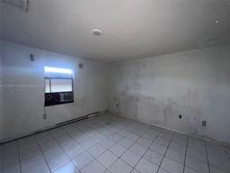 Picture of 840 SE 4Th Pl, Hialeah, FL 33010