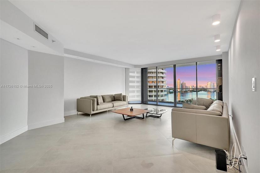Picture of 2800 Island Blvd # 1802, Aventura FL 33160