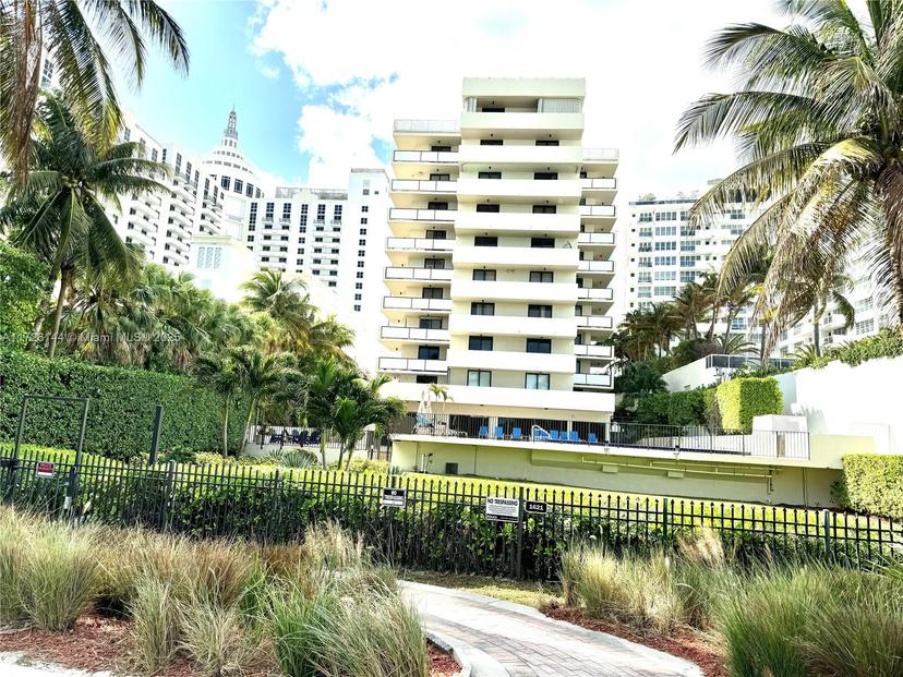 Picture of 1621 Collins Ave # 310, Miami Beach FL 33139