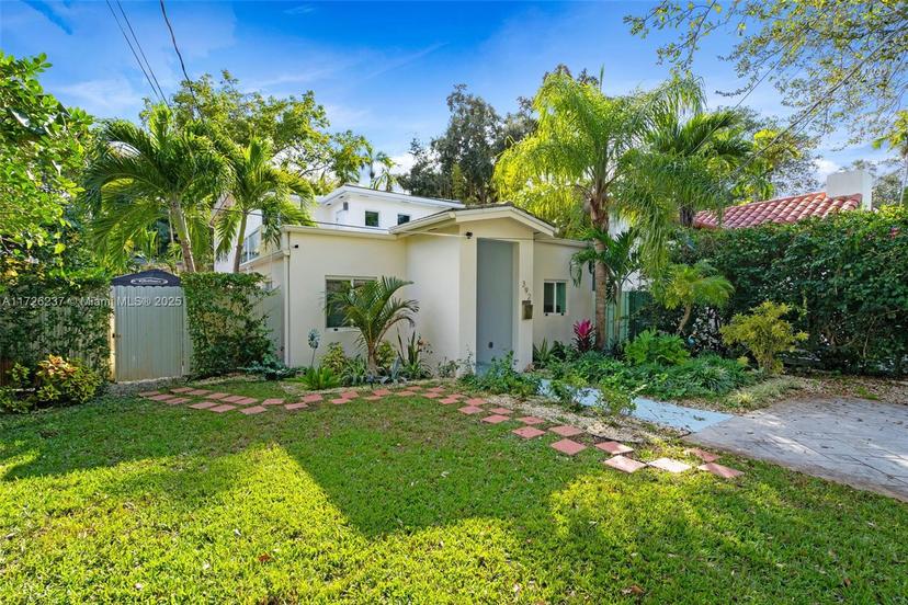 Picture of 392 NE 87Th St, El Portal FL 33138