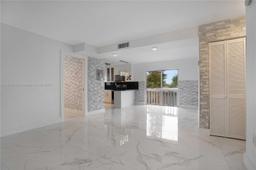 Picture of 7620 Carlyle Ave # 308, Miami Beach, FL 33141
