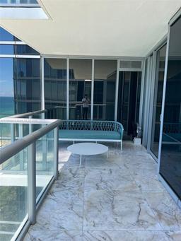 Picture of 17121 Collins Ave # 2008, Sunny Isles Beach, FL 33160